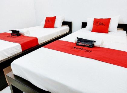 RedDoorz @ San Antonio Binan Laguna