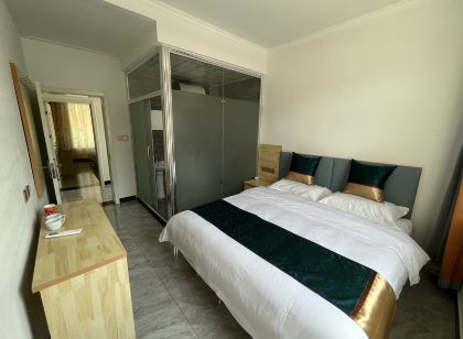 興隆山景區霞姐農家院