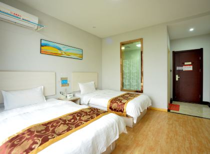 Huangmei Jinyuan Business Hotel