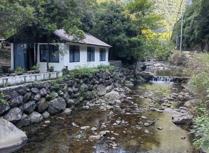 桐廬|山野四季|旅行祕境|環山溯溪設計師度假villas美宿