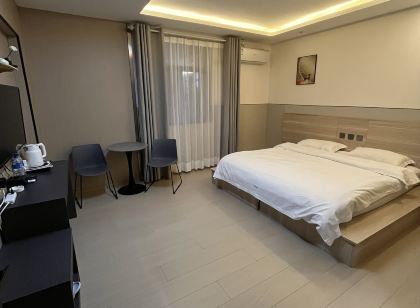 通海縣嘉辰飯店