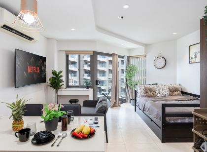 Dominiks Elegant Apt. Beach Pool @ Tambuli Resort