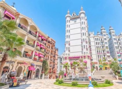 Meizhou Ketiantian Zizai Yaju