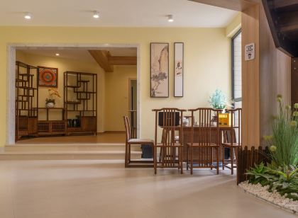 錦墅小築民宿(貴陽油榨街地鐵站店)