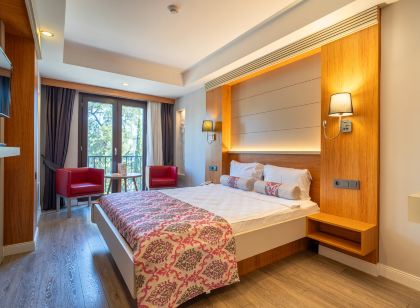 MAY PARK HOTEL