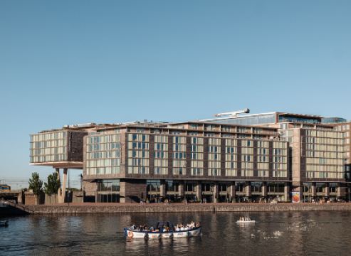 DoubleTree by Hilton Amsterdam Centraal Station