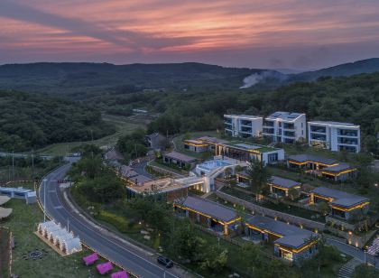 Yuanzing · Shiji Lingyeshe Hunting Hotel