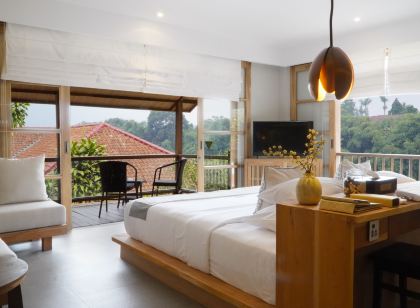 Novus Giri Puncak, Resort & Spa