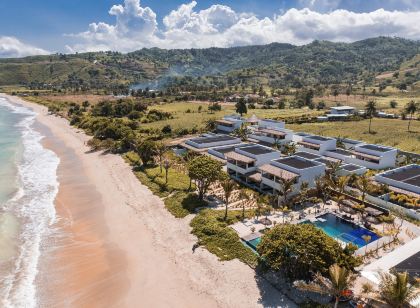 Amber Lombok Beach Resort