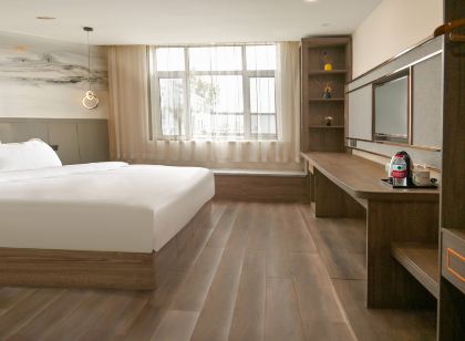 愛客飯店(青島萊西姜山汽車站店)