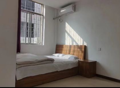 Jiaxiang Huaxin Hotel