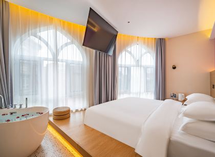 龍貓精靈酒店(喀什古城景區店)