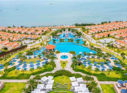 Centara Mirage Resort Mui Ne