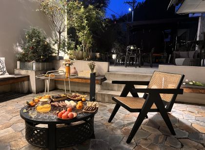 Tonglu OMG Darling House