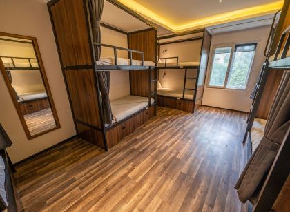 MAD Monkey Hanoi - Hostel
