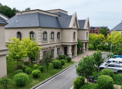 Tonghua Luming hot spring holiday villa