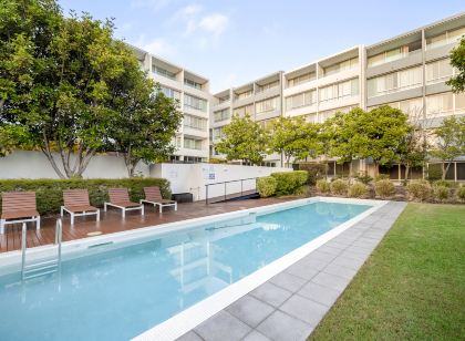 Oaks Nelson Bay Lure Suites