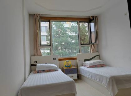 Yichun Xinxin Fashion Inn