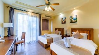 aria-sea-world-resort-hotel-haitangwan-duty-free-shop