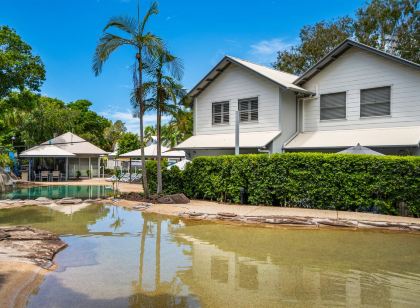 Noosa Entrance Waterfront Resort