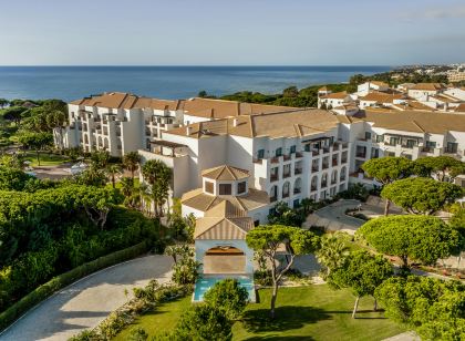 Pine Cliffs Ocean Suites, a Luxury Collection Resort & Spa, Algarve