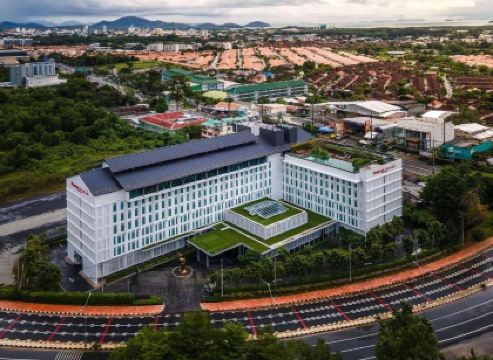 Ramada Plaza by Wyndham Chao Fah Phuket