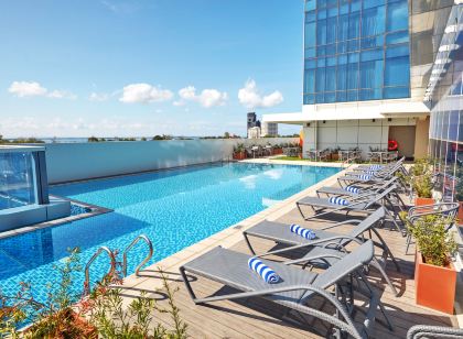 Mactan Island Stay Near Beach and Airport