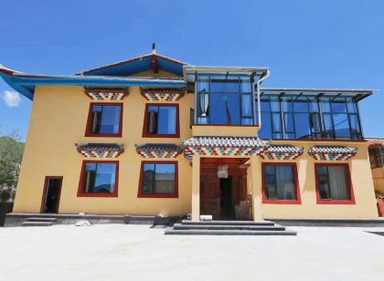 岡仁雲居藏式精品民宿(上磨店)