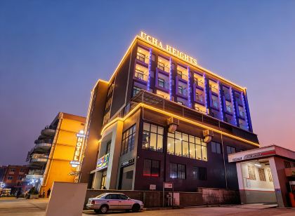 UCHA HOTEL & Suites