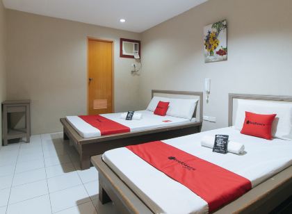 RedDoorz @ Bridgeway Hotel Tuguegarao City