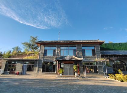 Weng Niute Banner Wudan Town Ao Bao Mountain B&B
