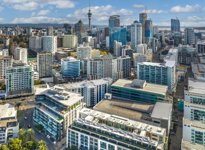 Oaks Auckland Hotel