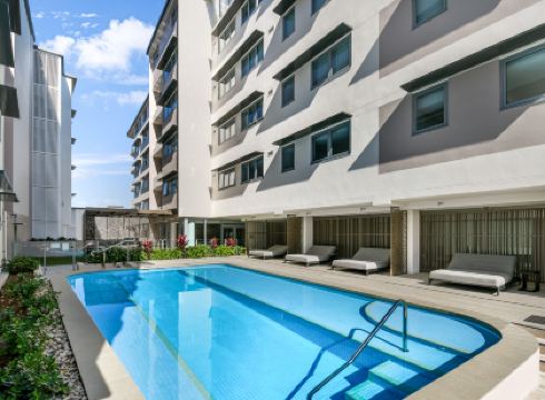 Direct Collective - Lowanna Beach Resort