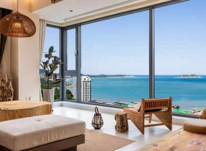 浮雲澗·DreamVoy全海景|投影|智能設計師民宿(威海大相框店)