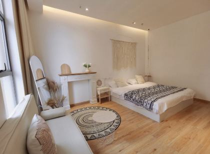 一塊叼叼公寓(都勻萬達廣場店)