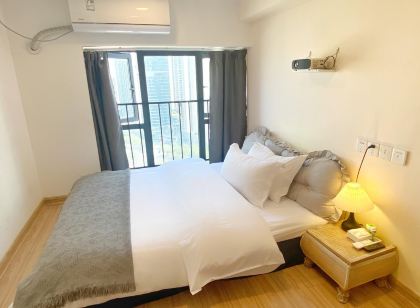 Guangzhou Wenshe Apartment (Xiqiao Metro Station Chaohua Building)