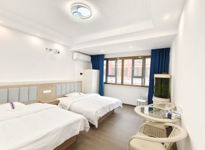 辰朵民宿(敦煌夜市店)