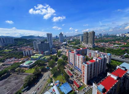 M Vertica KL City 4 Bedroom Fully Air-Con Suite