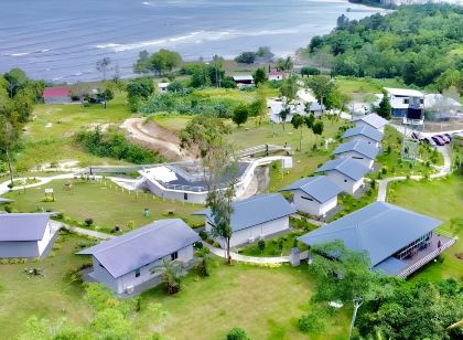 D View Holiday Homes