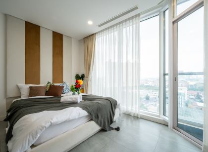 The Penthouse Residence by Soben Homes