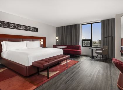 Revery Toronto Downtown, Curio Collection by Hilton