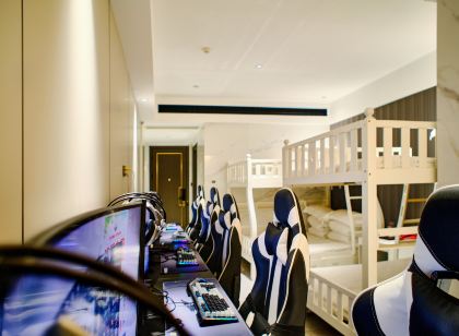 Yuejiang International Hotel