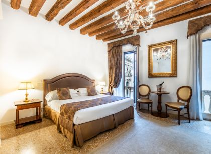 San Teodoro Palace - Luxury Apartments