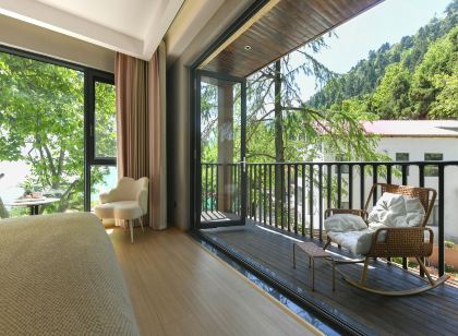 Wenlin Mountain Residence in Lushan Mountain