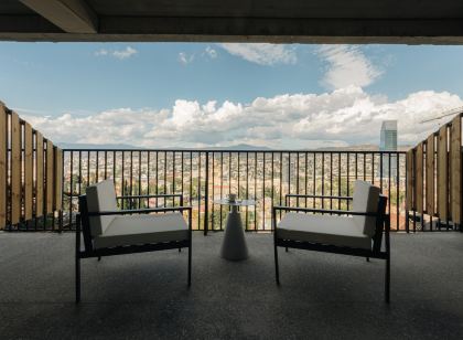 Castor & Pollux Hotel