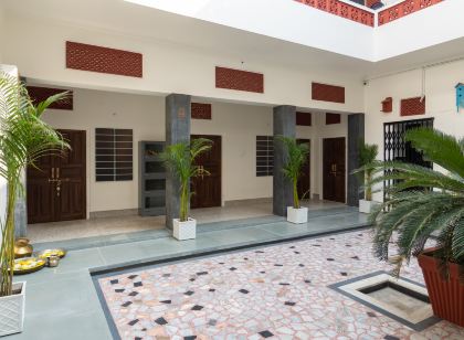 Heart of the City by Rashmi