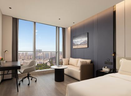 Atour Hotel, Kuncheng Lake, Fengmaoli,Changshu Southeast Development Zone.