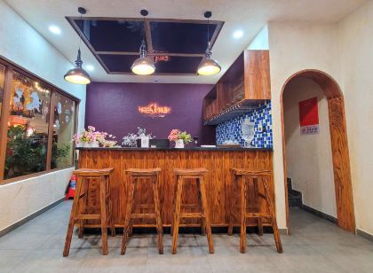 Juliet Boutique Hotel - Sunset Town