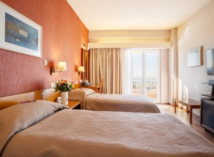 Queen Olga Hotel