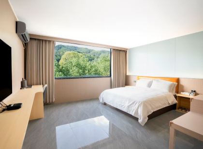 修水瀾宸智慧飯店(聯盛購物廣場店)